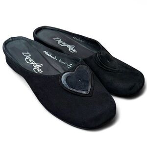 Vintage Dexflex Comfort Black Suede Heart Mule Flats Size 8.5
